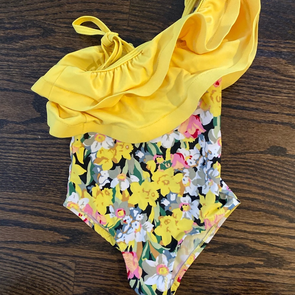 Worn once! Yellow one shoulder detail bathing suit in size 90 (1-2 years)